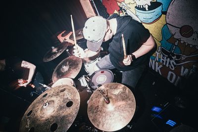 Live performance - Ryan